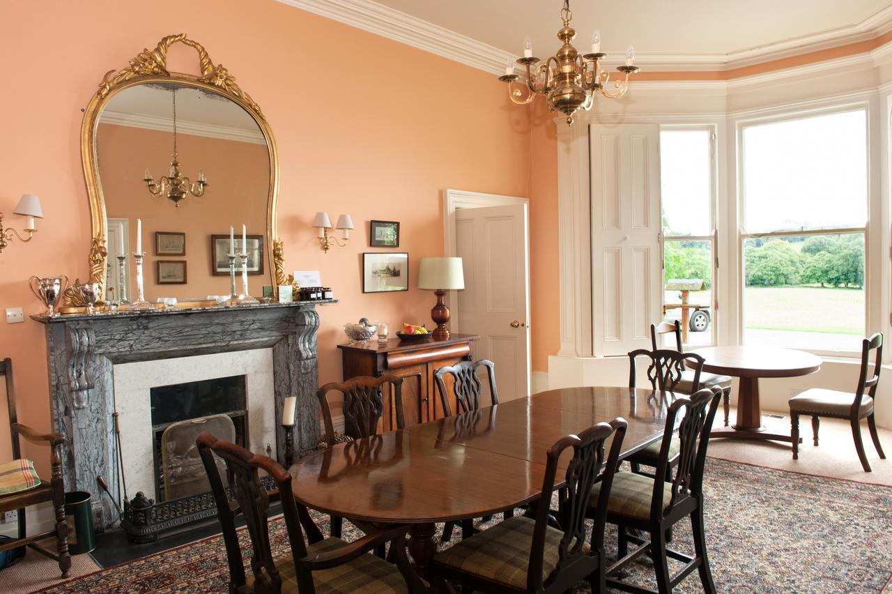 Lough Bawn House Bed & Breakfast Collinstown  Exterior photo